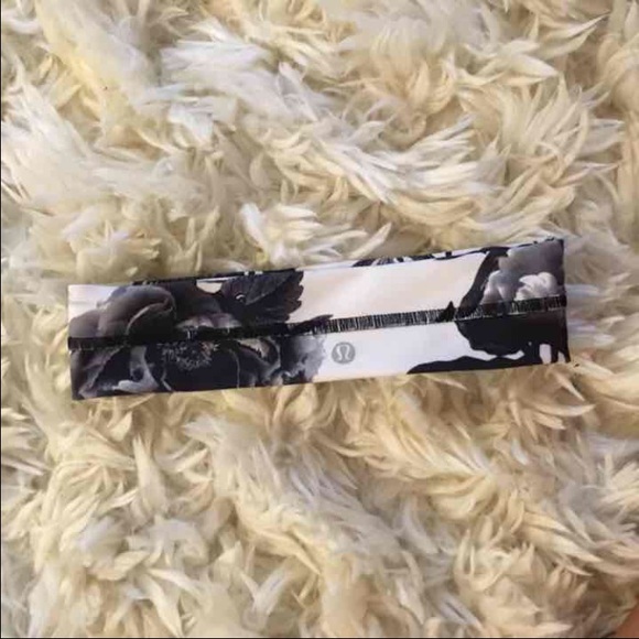 Floral lululemon headband