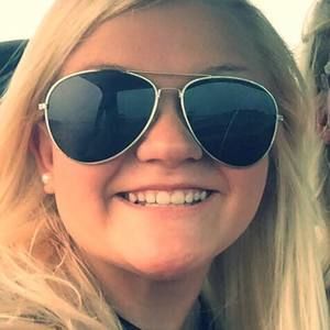 Meet your Posher, Zoe