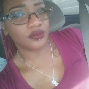 Meet your Posher, Larhonda