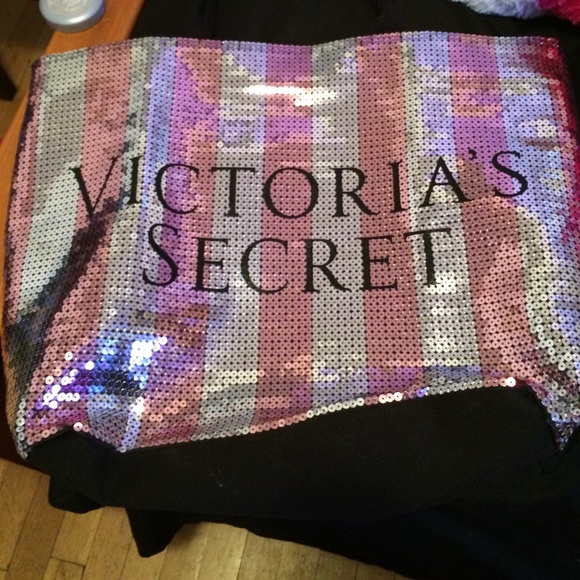 Victoria secret tote bag
