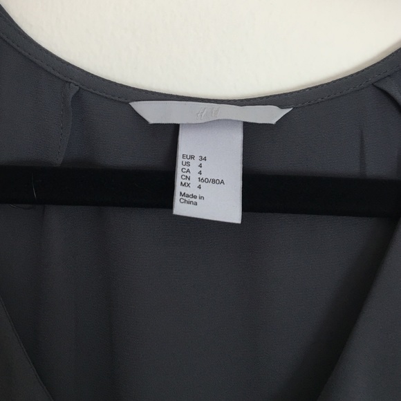 Grey chiffon ruffle collar shirt - Picture 2 of 3