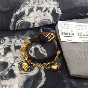⬇️💀✨Alexander McQueen✨💀 leather & chain bracelet
