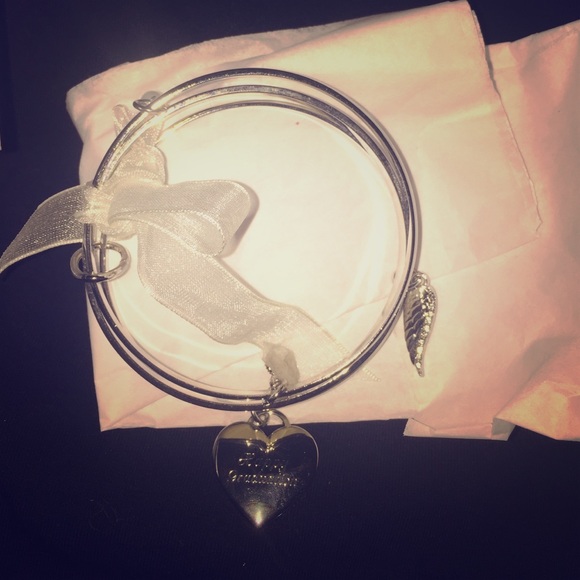 Things Remembered graduation bracelet