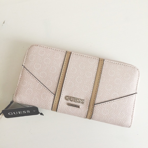 Guess Handbags - NEW GUESS Wallet