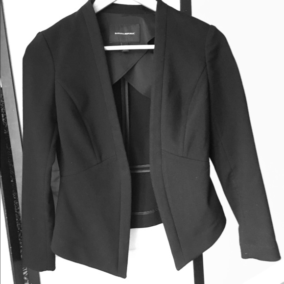 Banana Republic black cutaway soft blazer