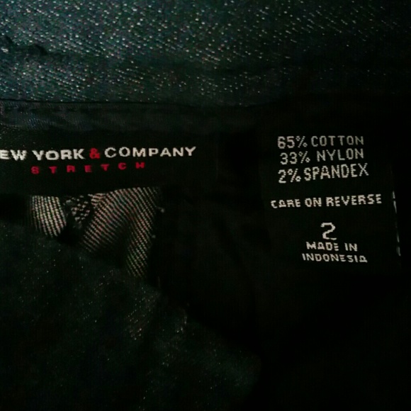 Denim Capris - Picture 4 of 4