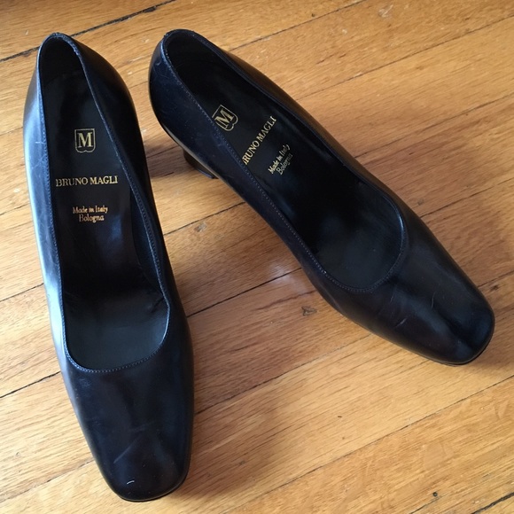 Bruno Magli Low Platform Pumps🌟PRICE CUT🌟 - Picture 3 of 7