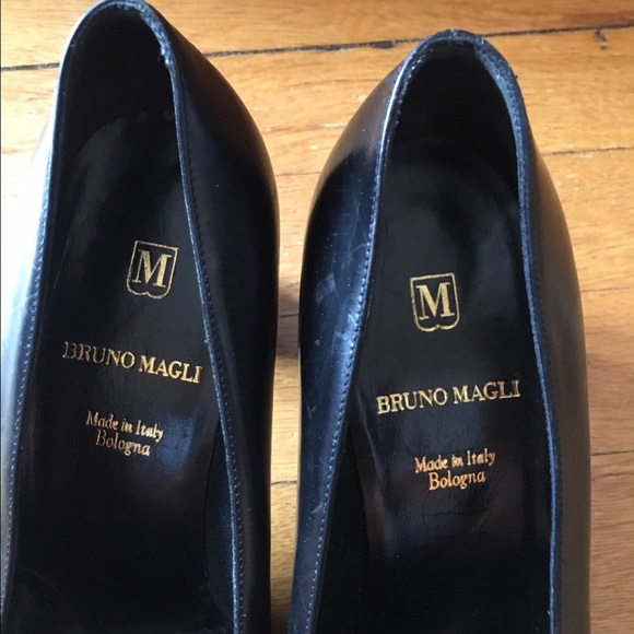 Bruno Magli Low Platform Pumps🌟PRICE CUT🌟 - Picture 5 of 7