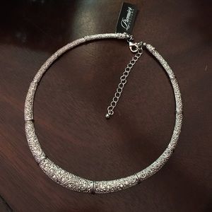 Premier Designs Heirloom Necklace
