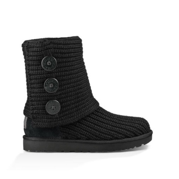 how much are uggs with buttons how much are uggs with buttons