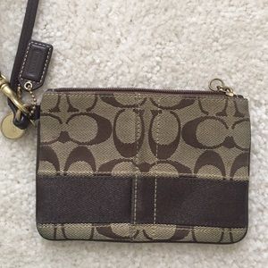 COACH wristlet! (Authentic)