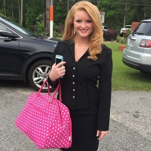 Meet your Posher, Kayla