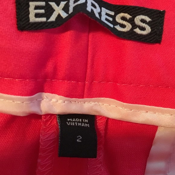 2-Express shorts hot pink and blk - Picture 2 of 4