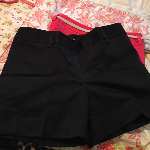 2-Express shorts hot pink and blk - Picture 3 of 4
