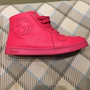 Authentic Gucci kids sneakers size 33