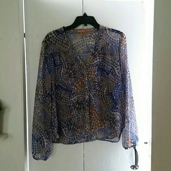 Long sleeve blouse