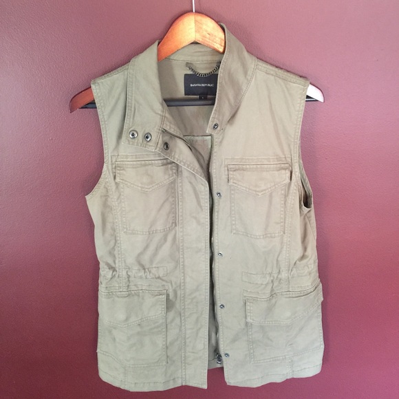 Banana Republic Best with cinchable waist