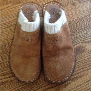 Brand New Never Worn UGG Leather Suede shoes