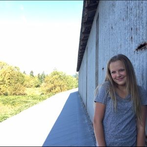 Meet your Posher, Janay