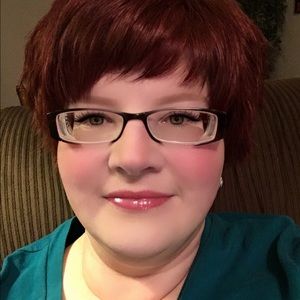 Meet your Posher, Kelli