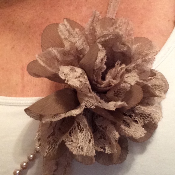 Necklace - Picture 2 of 4