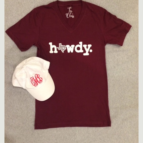Howdy V-neck
