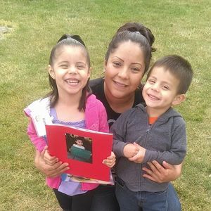 Meet your Posher, Esperanza