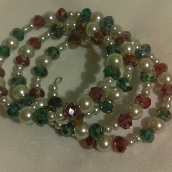 Handmade Purple/Green Crystal Memory Wire Bracelet - Picture 3 of 4