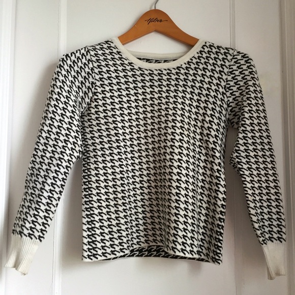 Houndstooth black and white sweater