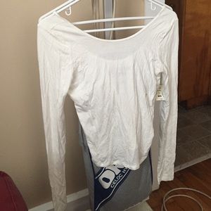 BRAND NEW Long Sleeved Crop Top