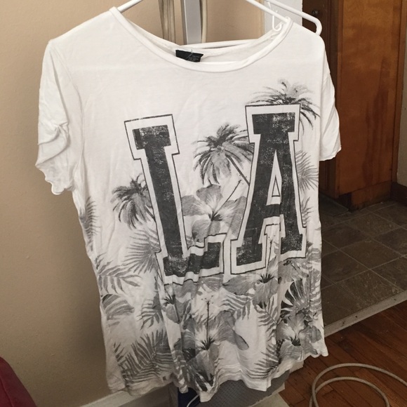 LA oversized tee