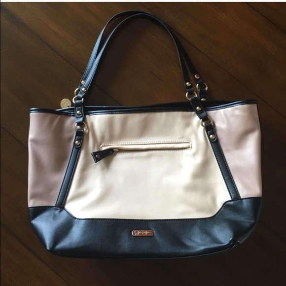 Jessica Simpson Handbags - Jessica Simpson Leather Bag