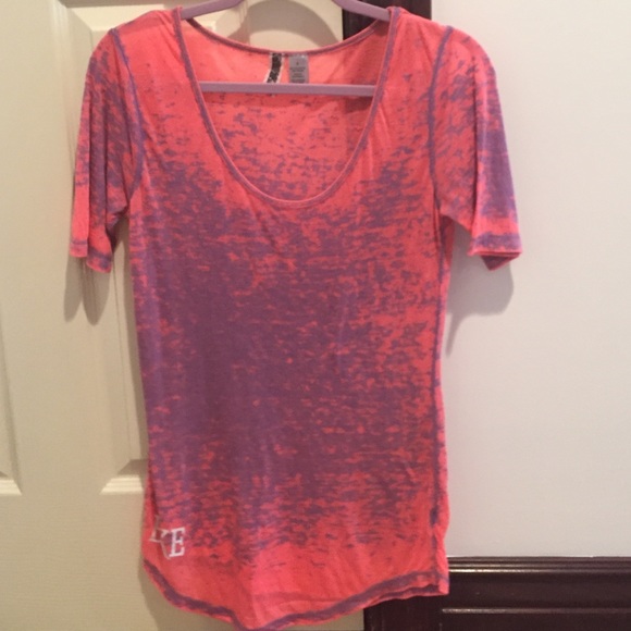 Four tshirts - Picture 4 of 4