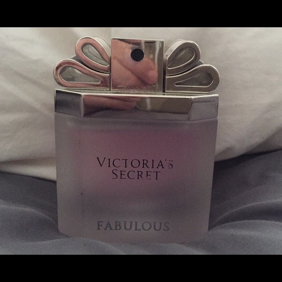 Victoria's Secret Fabulous perfume