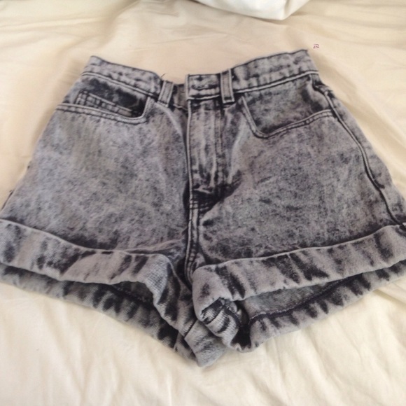 AMERICAN APPAREL Black Acid Wash Denim Shorts 24