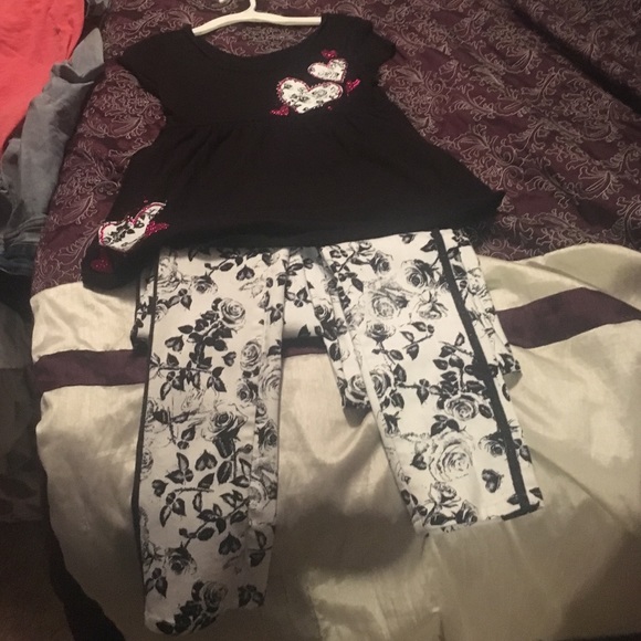 🎀HOST PICK 🎀 Cute jeans and matching top set
