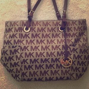 MK Michael Kors Tote (Authentic)