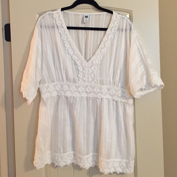XL white shirt