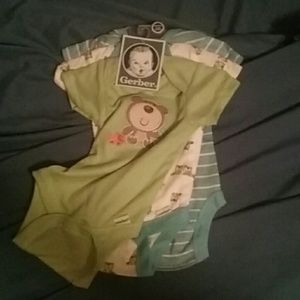 3 pack onesies