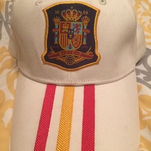 ADIDAS NATIONAL SPAIN SOCCER TEAM CAP