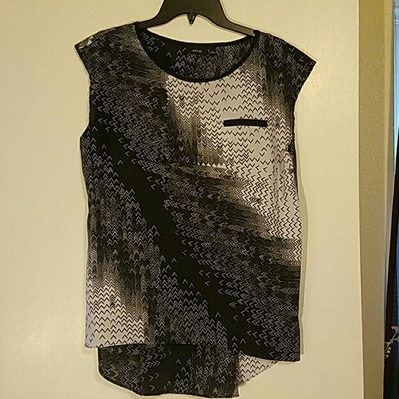 Cap sleeve blouse