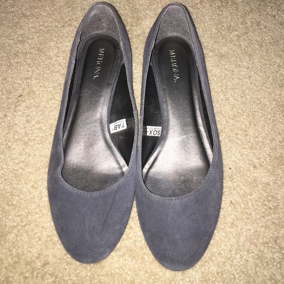 Grey marona suede flats with slight heel