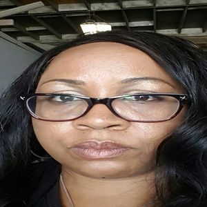 Meet your Posher, Carina