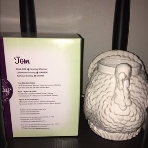 Scentsy "Tom" full size warmer
