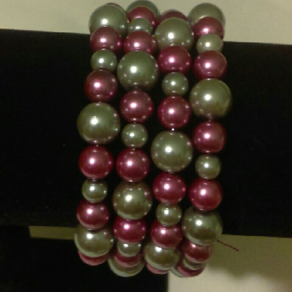 Handmade Purple & Grey Pearl Memory Wire Bracelet - Picture 2 of 4