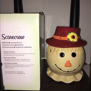 Scentsy "Scarecrow" full size warmer