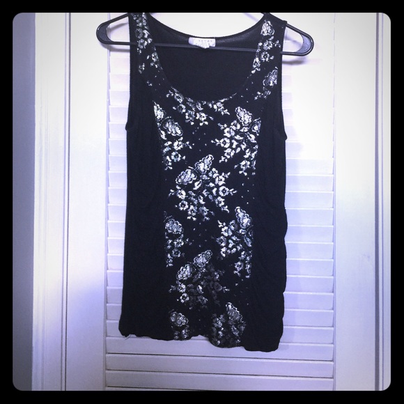 Sparkly tank - so sexy on!