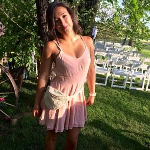 Meet your Posher, Rebecca