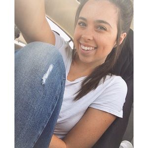 Meet your Posher, Whitney