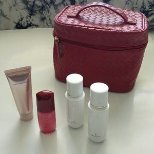 SHISEIDO Travel Set Face Care w/ Case